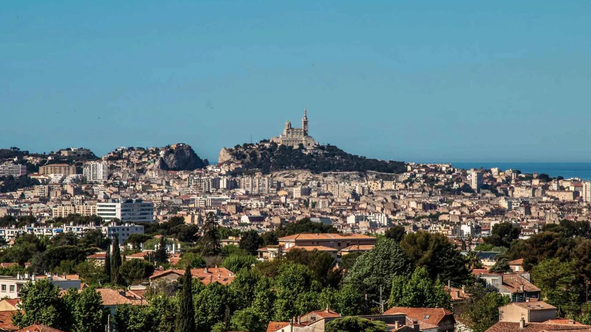 Hostel Auberge De Jeunesse Hi Marseille Bois-Luzy France