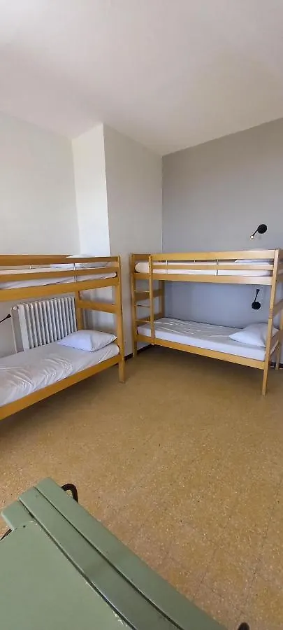 Auberge De Jeunesse Hi Marseille Bois-Luzy France