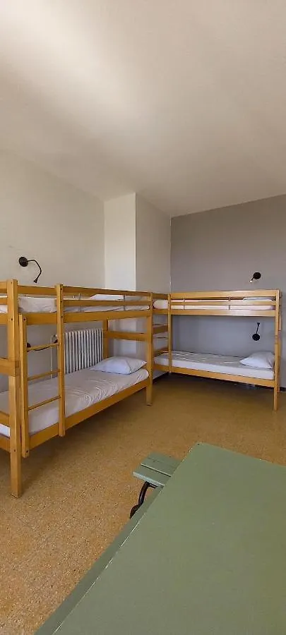 Hostel Auberge De Jeunesse Hi Marseille Bois-Luzy France
