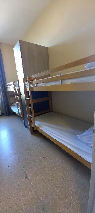 Auberge De Jeunesse Hi Marseille Bois-Luzy