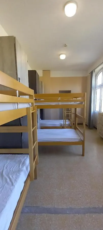 Auberge De Jeunesse Hi Marseille Bois-Luzy 0*,  France